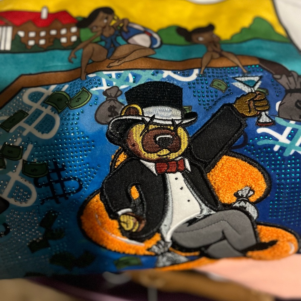 Designer Tee - Picture 3 of 4